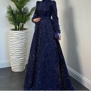 Elegant Wedding Dress, Navy Blue, Size 44(EU)